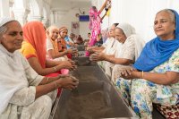 162766
